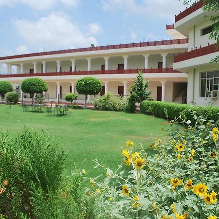 Regenta Resort Shyam Bharatpur Esterno foto